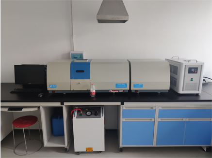 原子吸收分光光度仪